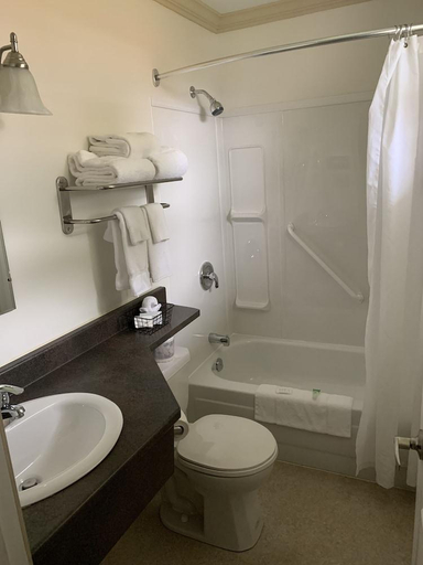 Bathroom, Cairns Motel, Prince