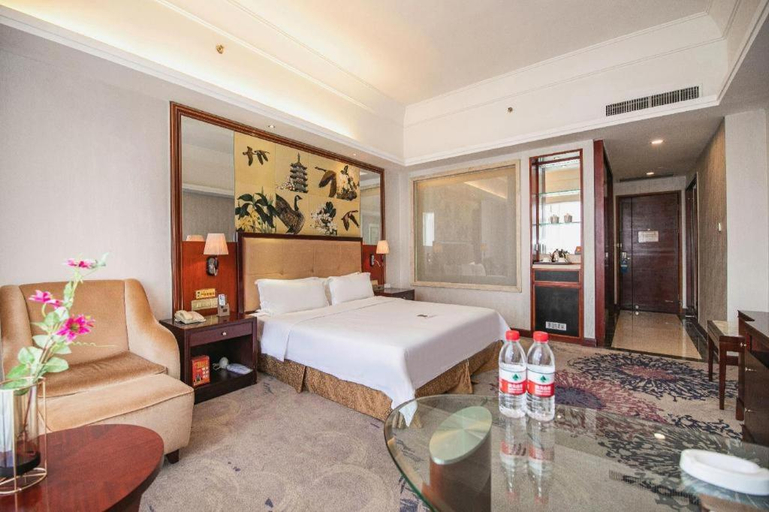 Bedroom 3, Guangdong Yinye Yanshan Hotel, Jiangmen