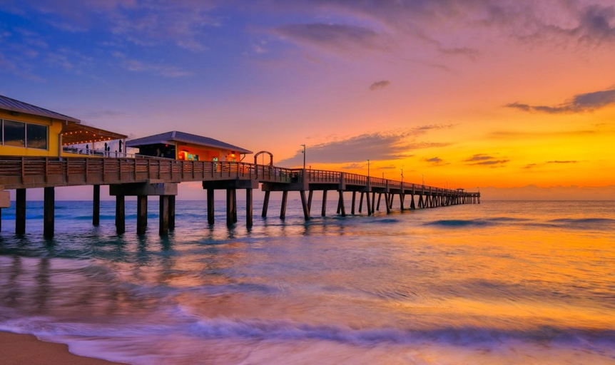 Others 5, Luxury House with delightful beach Style, Broward