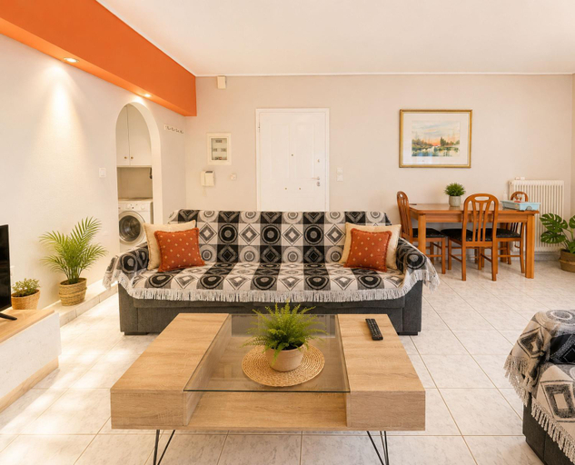 Others 4, Daphnus Apartment in Agios Konstantinos, Central Greece