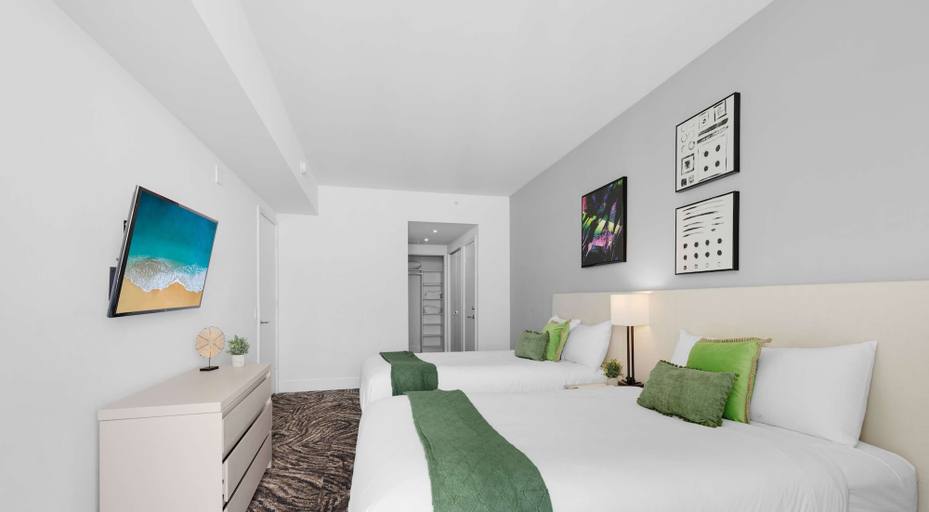 Others 2, 2 BR Apartment With Amenities and Balcony, Broward
