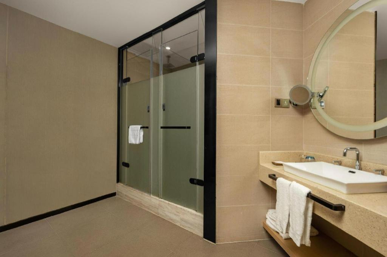 Bathroom 4, Lavande Hotel Changsha High-Speed Railway Station Shumuling Metro Station, Changsha