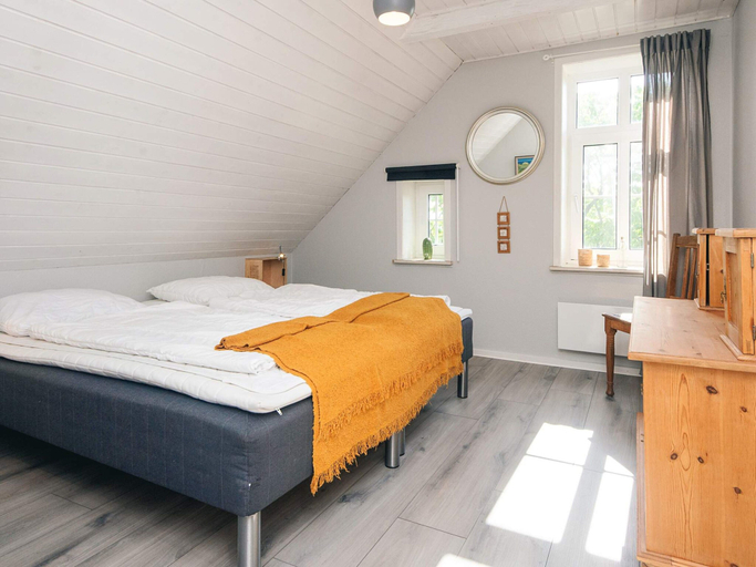 Bedroom 2, 4 Star Holiday Home in Romo, Tønder