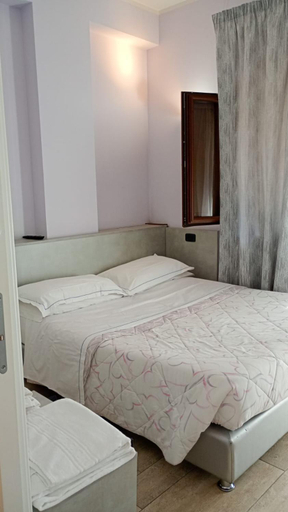 Bedroom, Il Ruscello Rooms and Luxury Suite, L'Aquila
