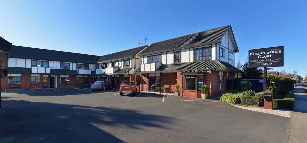 Exterior & Views 1, Knightsbridge Court Motor Lodge, Marlborough