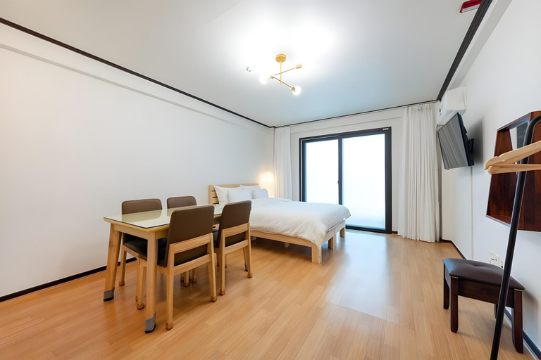 Bedroom, Gangneung Marine Park Pension, Gangneung