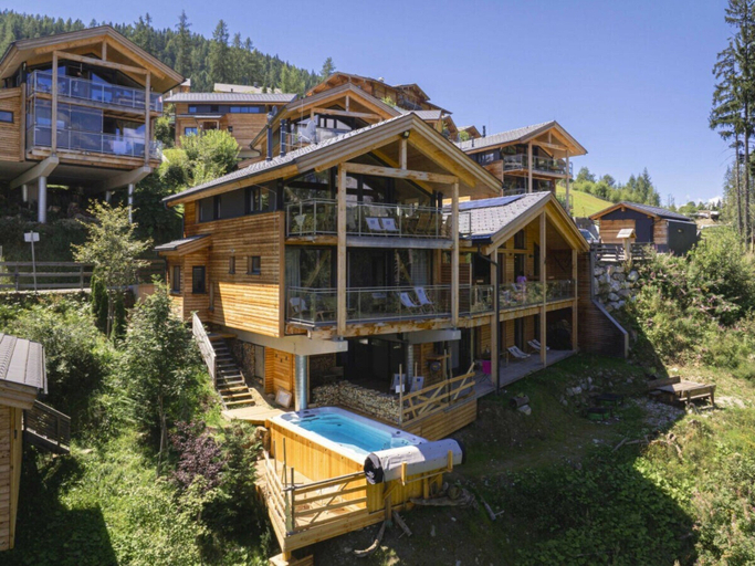 Others 3, Premium Chalet #13 With Sauna & Swim Spa, Liezen