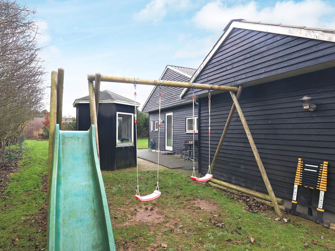 Others 2, 9 Person Holiday Home in Humble, Langeland