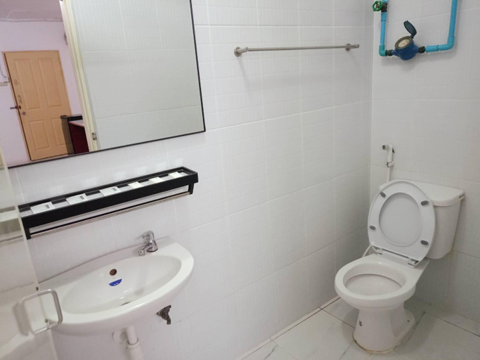 Bathroom, Sangsri Mansion Bangsaen, Muang Chon Buri
