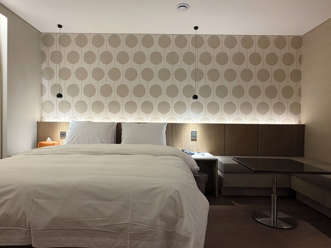Others 3, WALTZ HOTEL, Gangnam