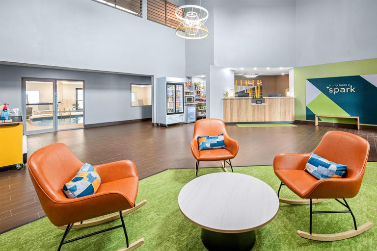 Public Area 2, Spark by Hilton Grain Valley Kansas City, Kansas City