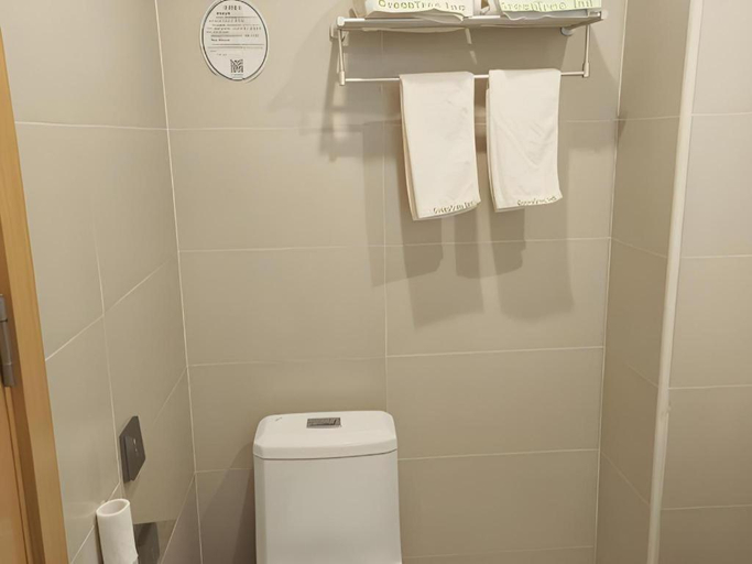 Bathroom 5, Greentree Inn Guiyang Wudang District High-speed Railway East Station, Guiyang