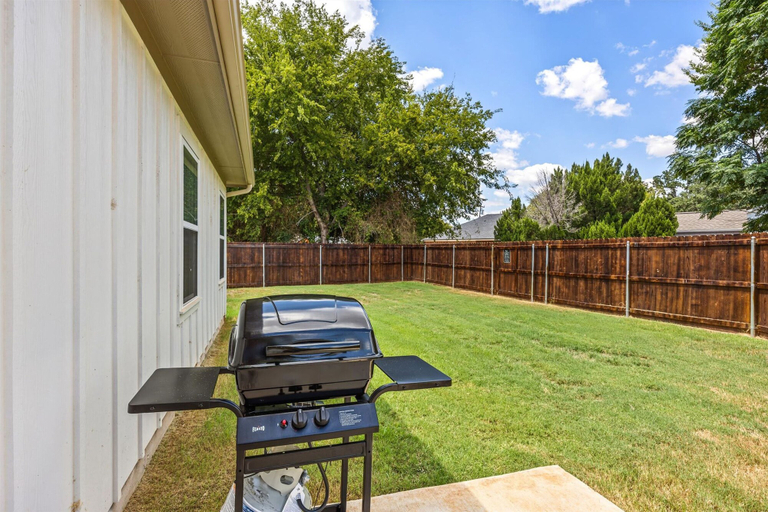 Others 5, Wake Up on Lakeside Trail - Sleeps 8 Fire Pit, Hood