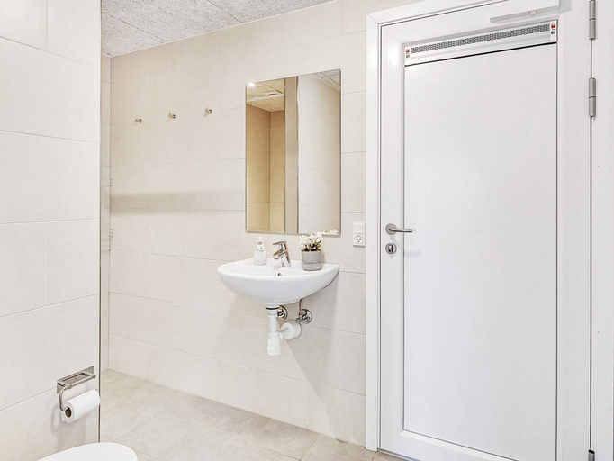 Bathroom 3, 5 Star Holiday Home in Idestrup, Guldborgsund