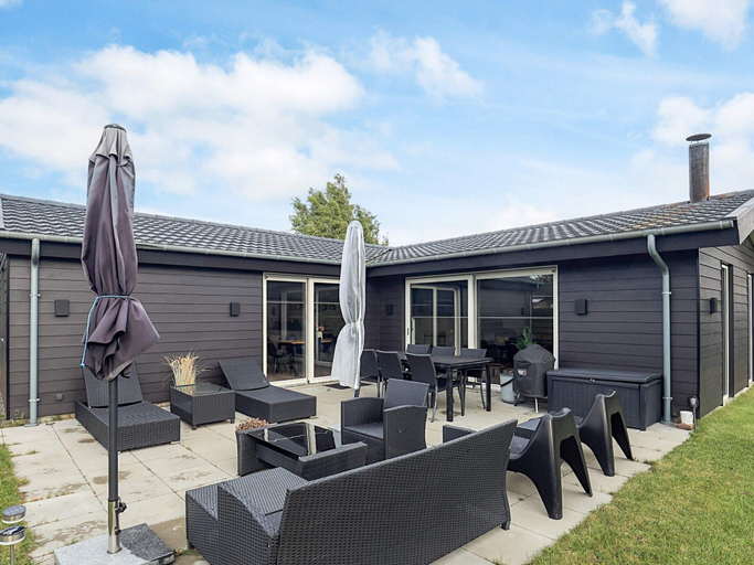 Others 4, 4 Star Holiday Home in Vaeggerlose, Guldborgsund