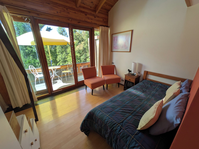 Bedroom 1, Celestial inn, Cautín