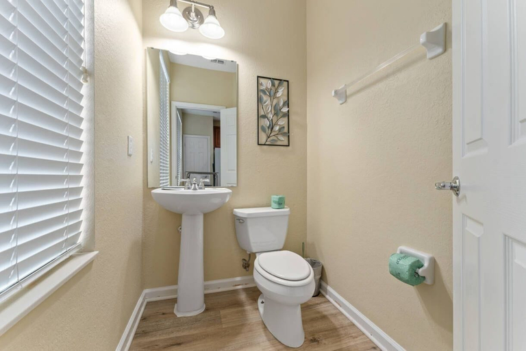 Bathroom 3, Vista Cay 3BR Townhome w/ Resort Access, Orange