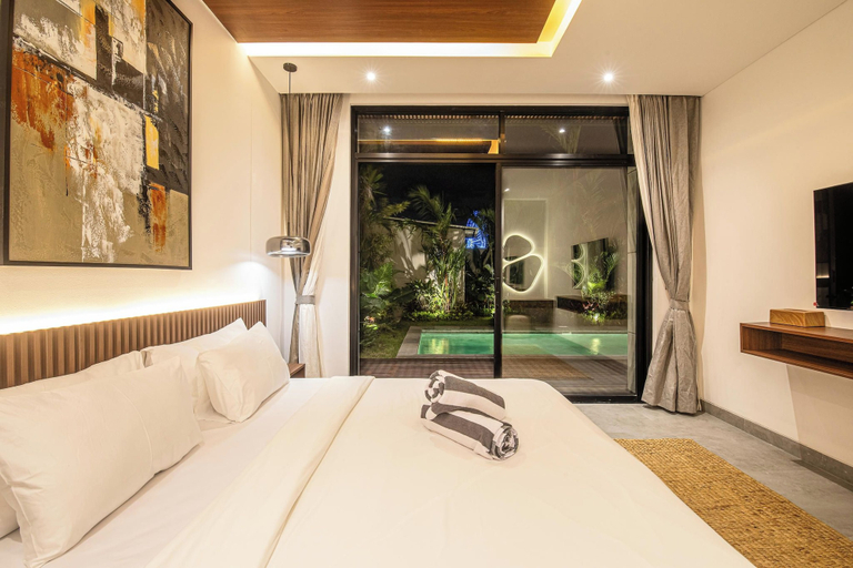 Others 3, Magnificent 5BR Retreat Near Finns Beach Canggu, Badung