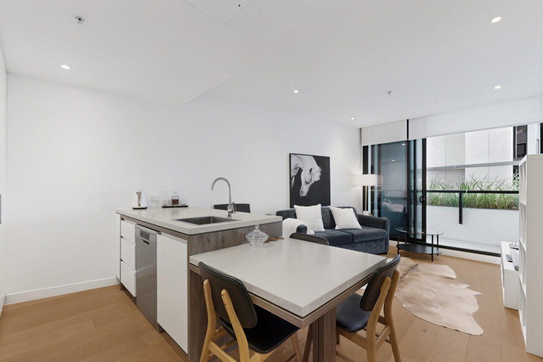 Others 5, High-rise 1-bed Apartment Near Brisbane CBD, Fortitude Valley