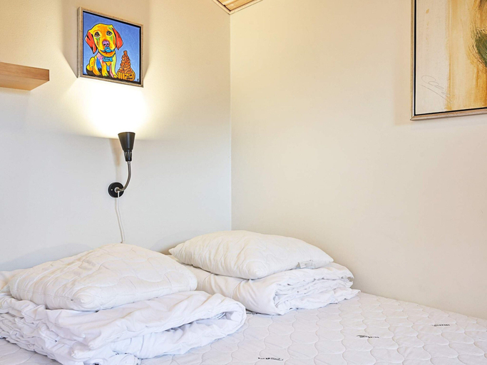 Bedroom 2, 8 Person Holiday Home in Gudhjem, Bornholm
