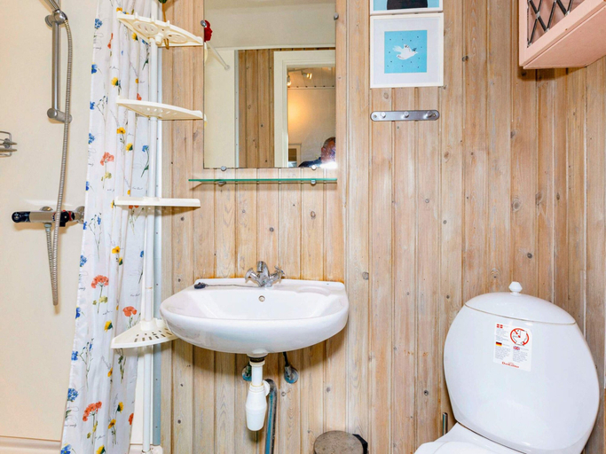 Bathroom, 6 Person Holiday Home in Vestervig, Thisted