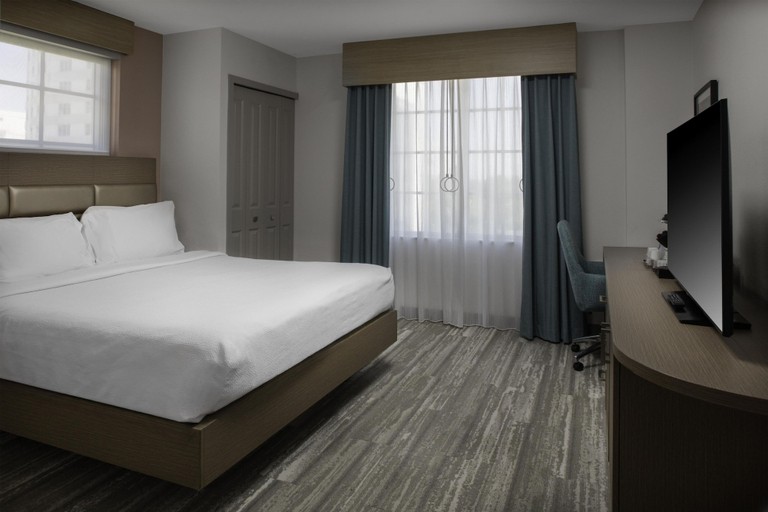 Bedroom 3, Hilton Garden Inn Miami South Beach, Miami-Dade