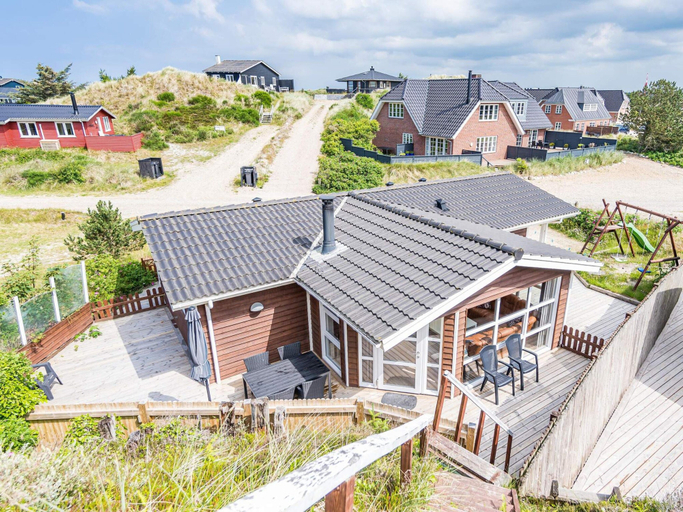Others 1, 4 Star Holiday Home in Henne, Varde