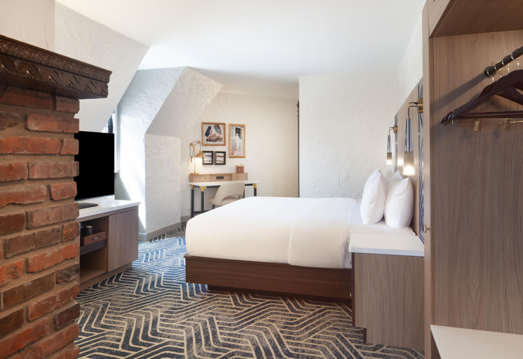 Bedroom 3, Hotel Royer Urbana Champaign, Tapestry Collection by Hilton, Champaign