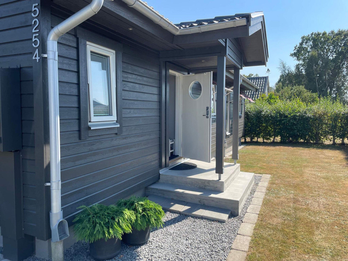 Others 4, 4 Star Holiday Home in Solvesborg, Sölvesborg
