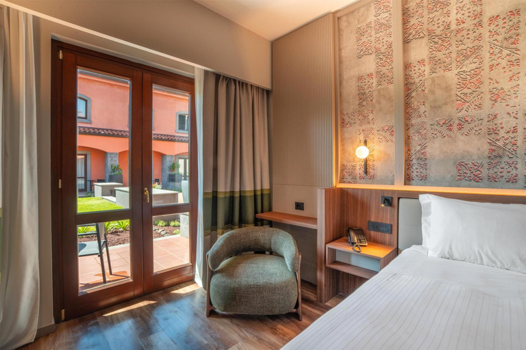 Bedroom 3, Picciolo Etna Golf Resort & Spa, Curio Collection by Hilton, Catania