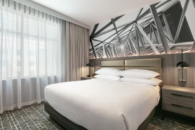 Bedroom 4, Embassy Suites by Hilton Atlanta Midtown, Atlanta