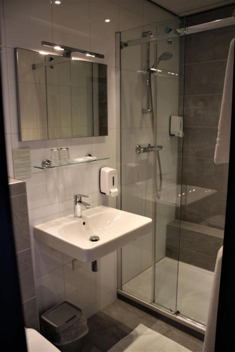 Bathroom, Hotel Restaurant de Jonge Heertjes, Aalsmeer
