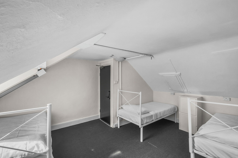 Others 1, Serene Hostels Potts Point, Sydney