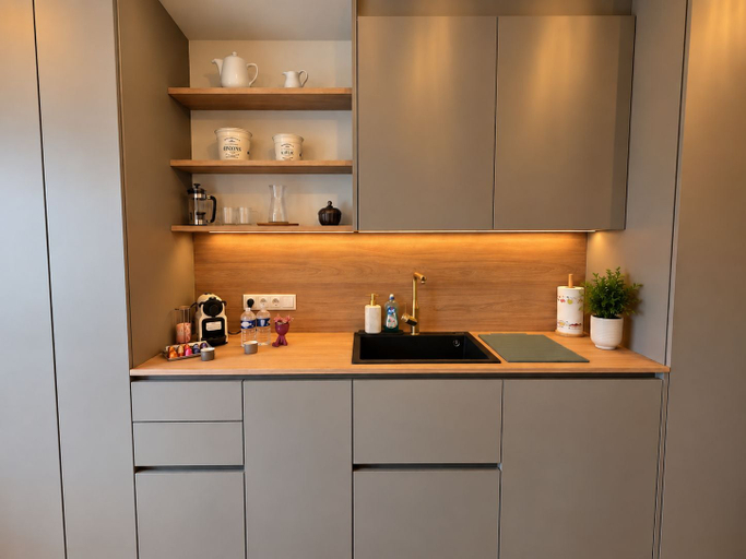 Others 4, Urban Studio with Cozy Touches, Luxembourg