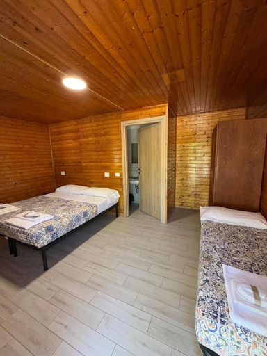 Bedroom 2, Fiori D'Arancio, Napoli