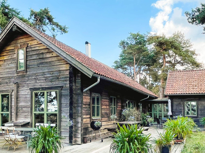 Others 5, 4 Star Holiday Home in Yngsjo, Kristianstad