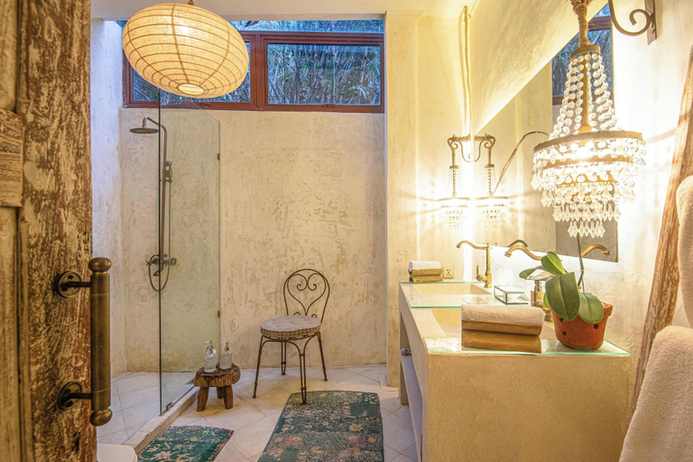Others 2, Stylish 3BR Villa Uluwatu Enclosed Living & AC, Badung