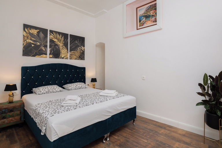 Bedroom 3, Luxury apartment Toni with patio in the heart of Split, Split