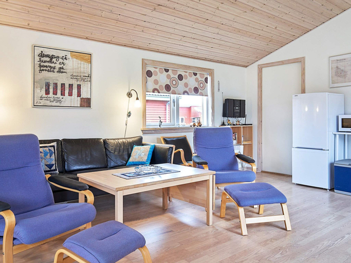 Others 4, 8 Person Holiday Home in Gudhjem, Bornholm