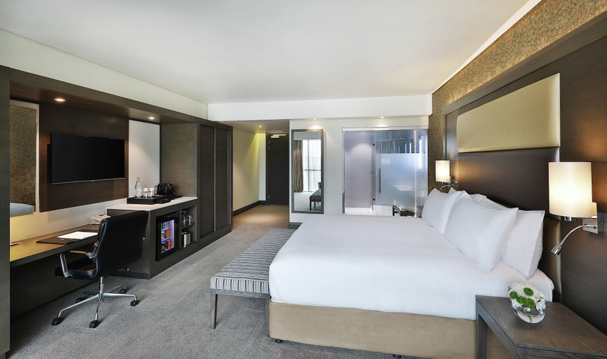 Bedroom 3, Legend Hotel Lagos Airport, Curio Collection by Hilton, Oshodi/Isolo