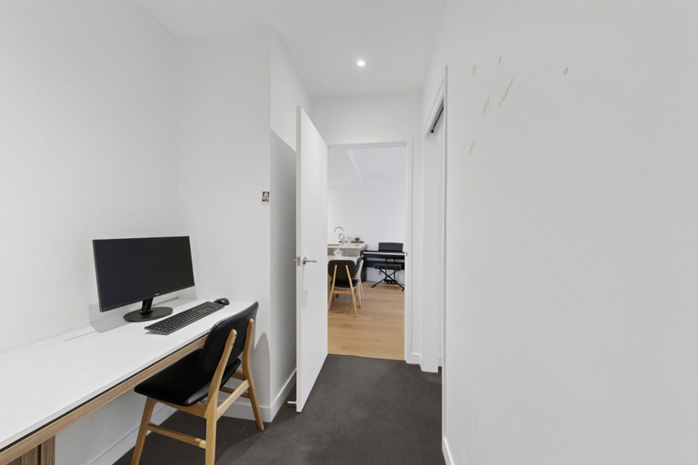 Others 3, High-rise 1-bed Apartment Near Brisbane CBD, Fortitude Valley