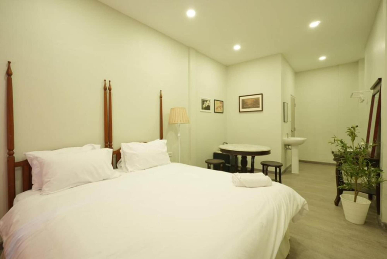 Others 5, Y room Yaowarat, Samphantawong