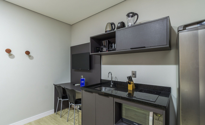 Others 4, Condo w/ Pool in the Historic Center Tco0309, Porto Alegre