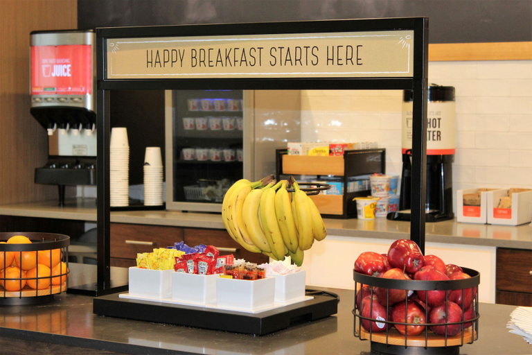 Food & Drinks 5, Hampton Inn Lexington, NC, Davidson