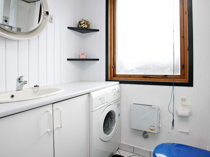 Bathroom, 6 Person Holiday Home in Lokken, Jammerbugt