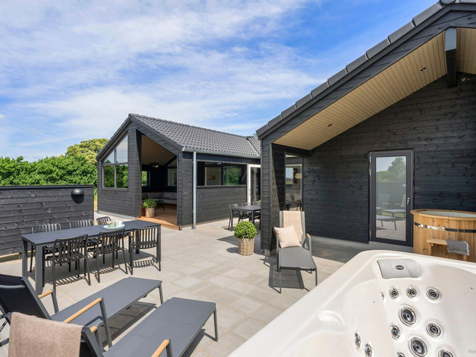 Others 4, 5 Star Holiday Home in Bogense, Nordfyns