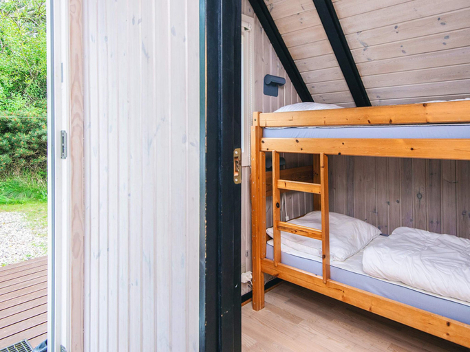 Bedroom 2, 4 Star Holiday Home in Romo, Tønder