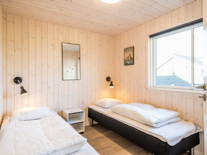 Bedroom 2, 5 Star Holiday Home in Norre Nebel, Varde