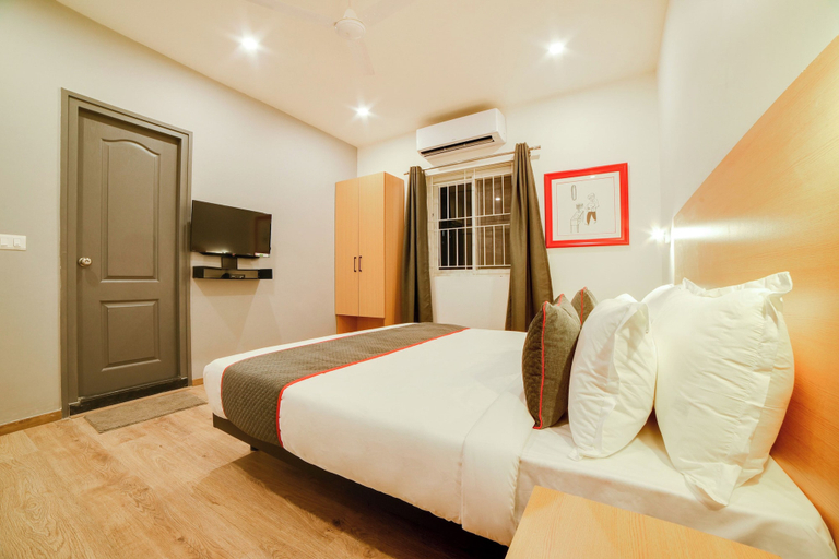 Others 2, Townhouse Hosur Main Road Bommanahalli, Bangalore