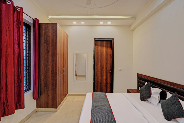 Others 4, Hotel O Golden Palace, Gautam Buddha Nagar